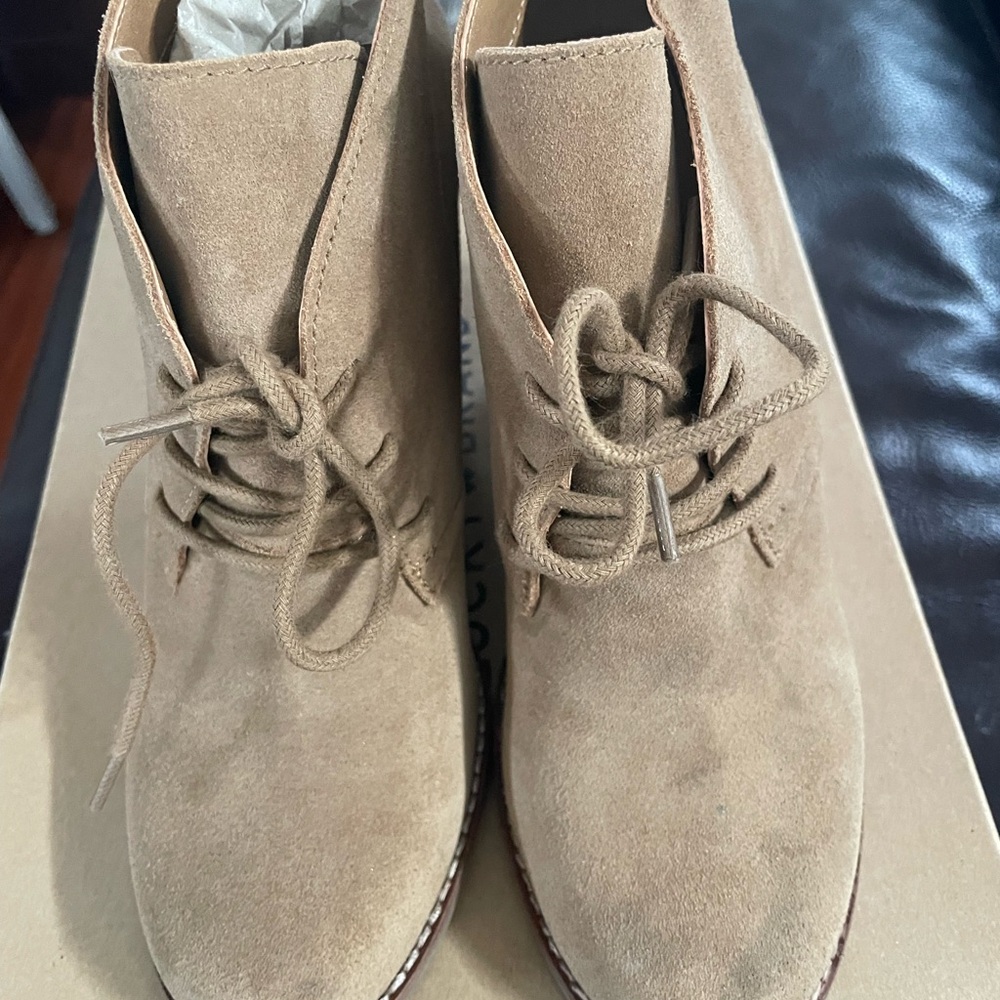 Lucky Brand Women's Tan Suede Wedges